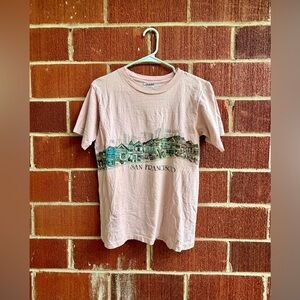 Vintage Oneita San Francisco Wraparound ‘Hill Houses’ Size Medium Pink Tee
